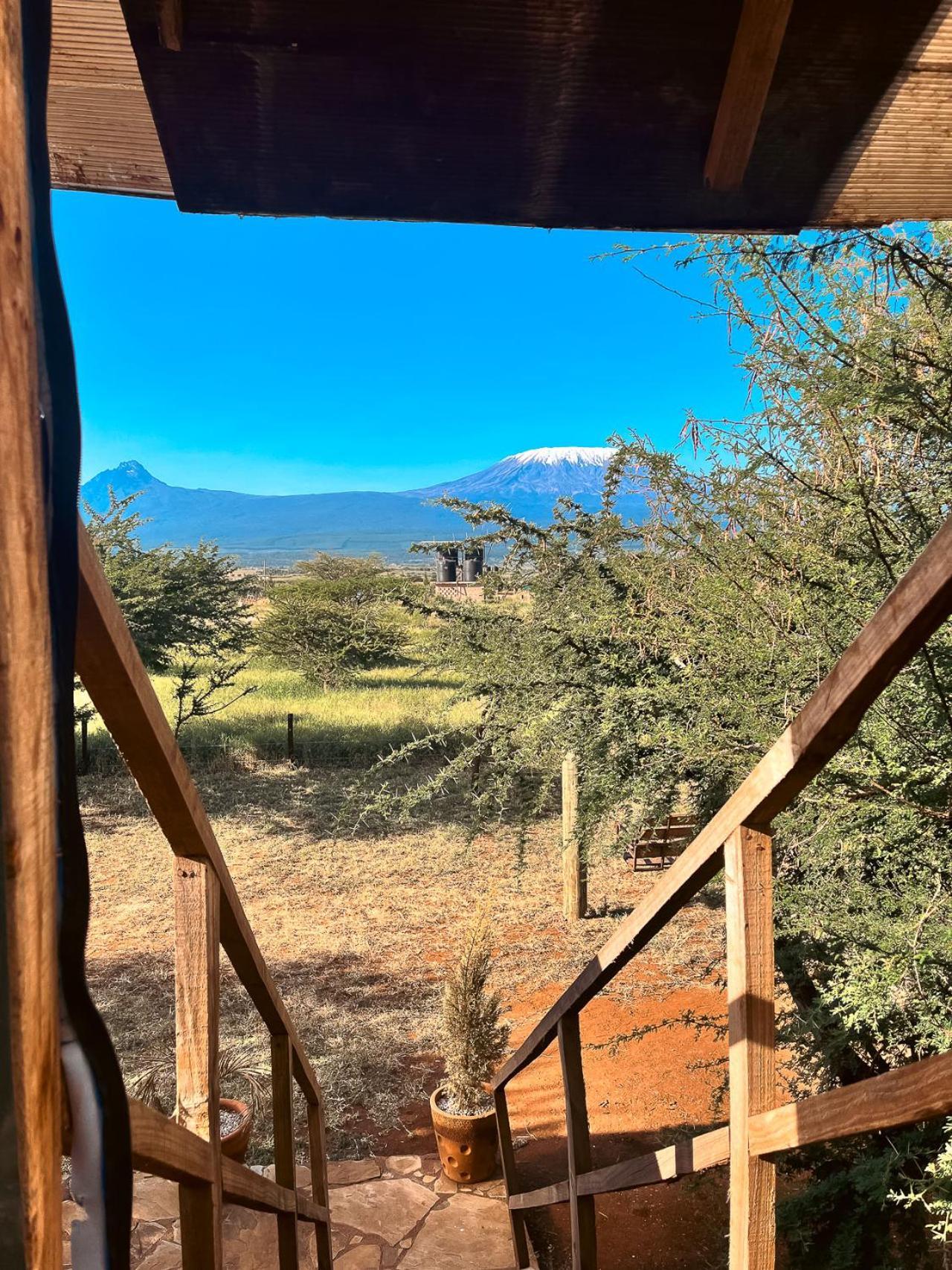 Kilimanjaro View Cabin-Amboseli Oloitokitok Zimmer foto