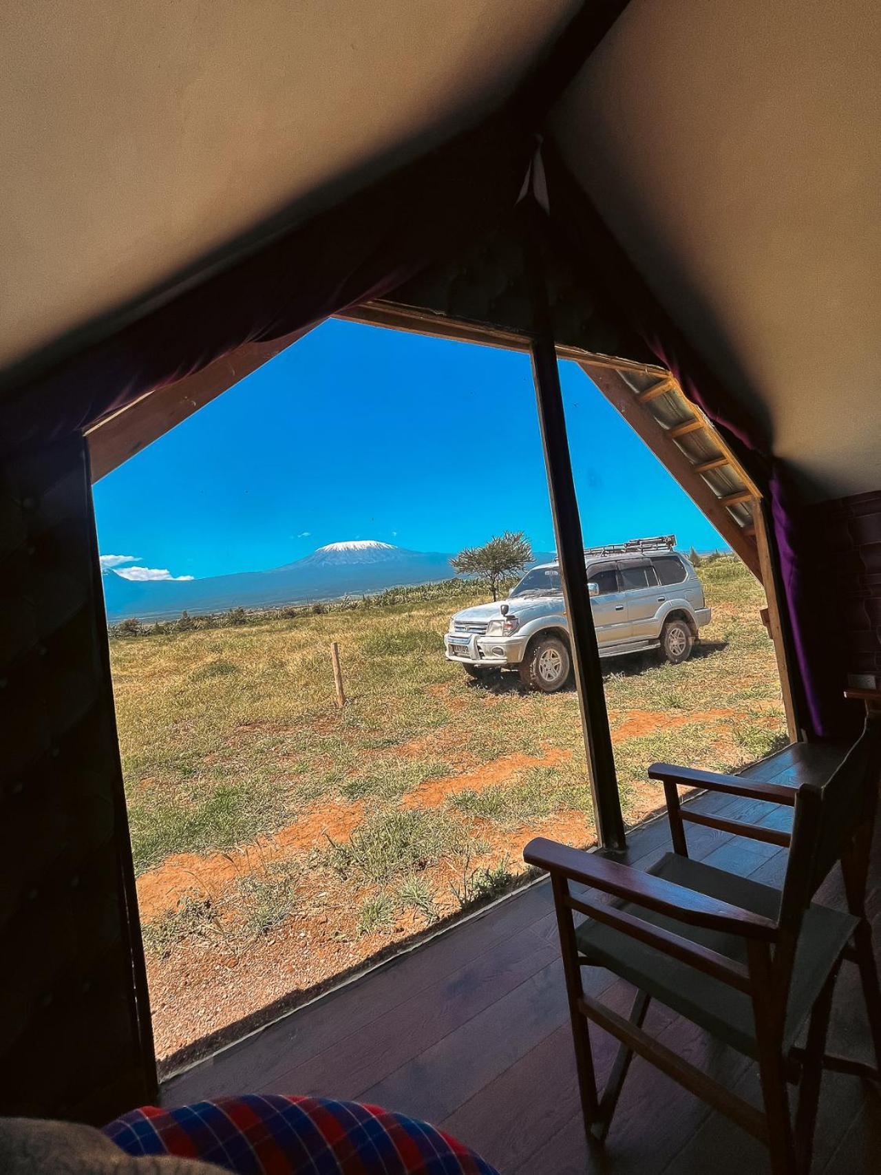 Kilimanjaro View Cabin-Amboseli Oloitokitok Exterior foto