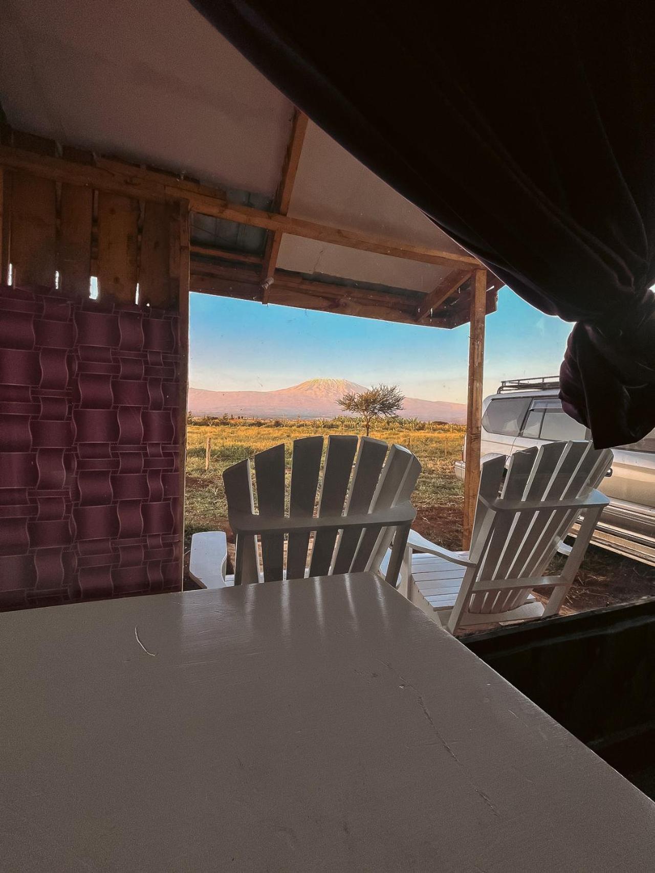 Kilimanjaro View Cabin-Amboseli Oloitokitok Exterior foto