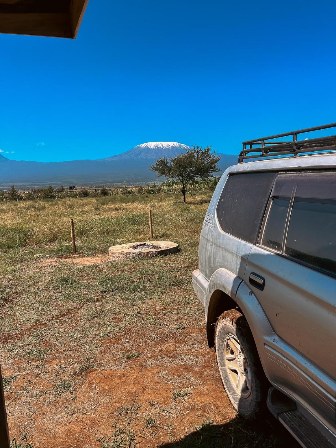 Kilimanjaro View Cabin-Amboseli Oloitokitok Exterior foto